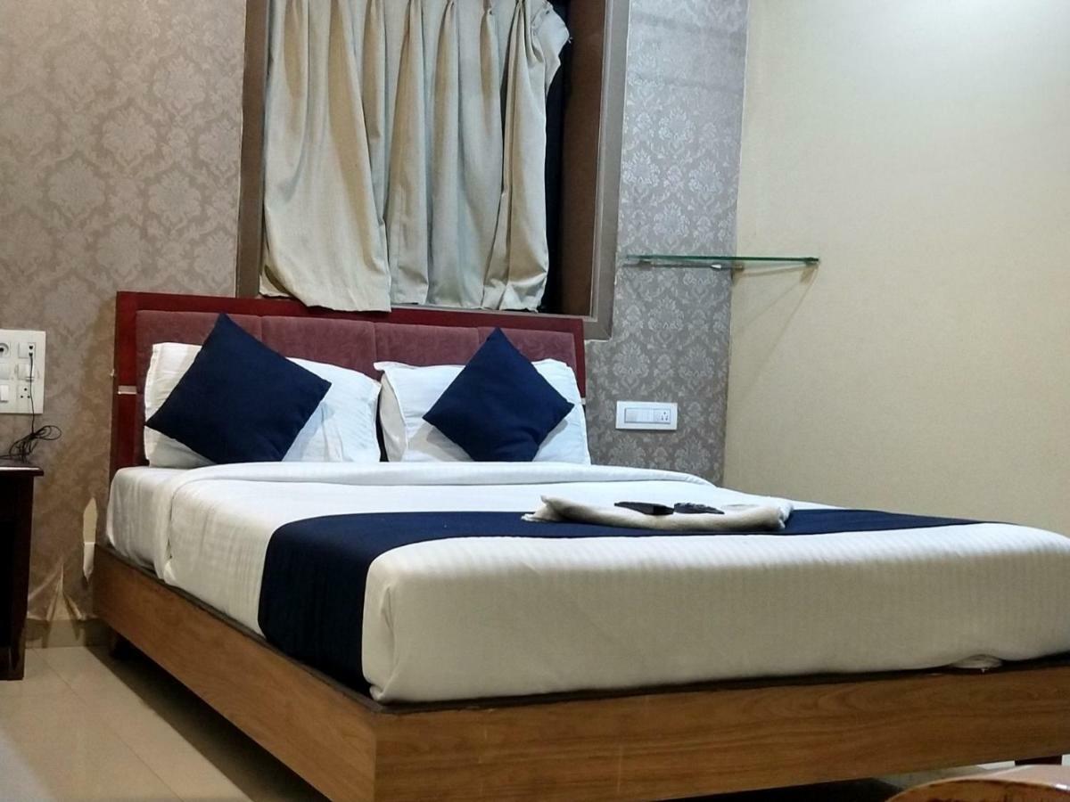 Hotel Gold Coast Mumbai Dış mekan fotoğraf